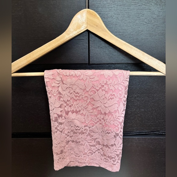 High-Waisted Lace Pink Pencil Skirt - Picture 1 of 7